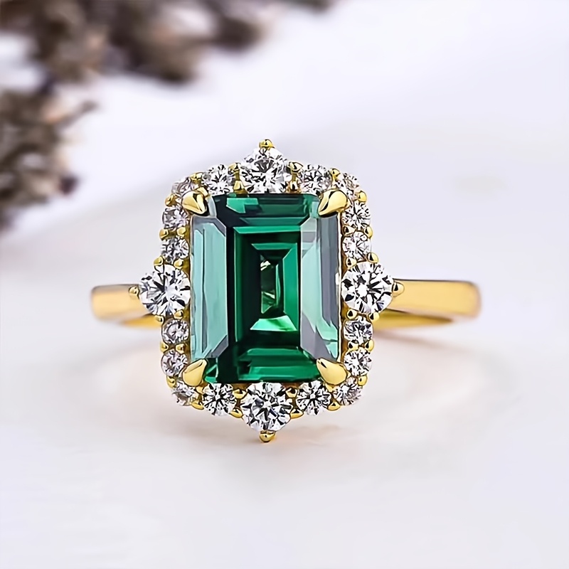 Women's Vintage Court-Style Anniversary Wedding Ring, Elegant